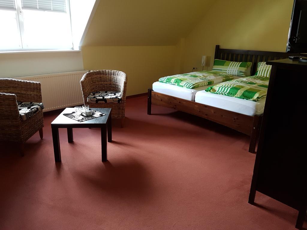 Hotel Zum Schwanen ライメン エクステリア 写真